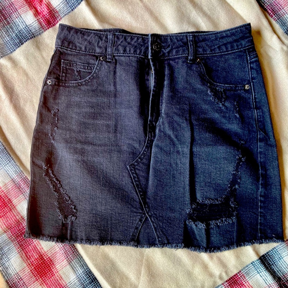 Wild Fable Black Distressed Jean Mini Skirt Size 6